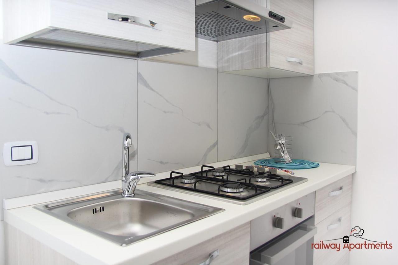 Railway Apartments Катания Екстериор снимка
